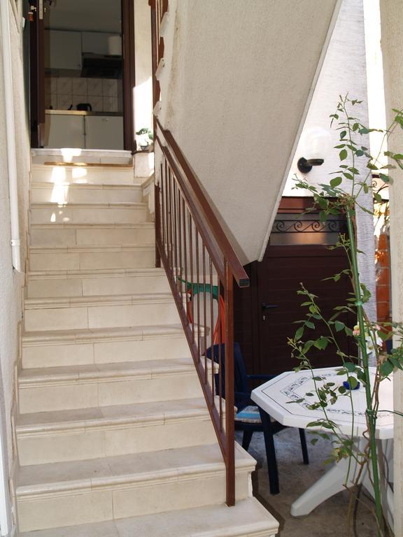 Apartment Nana 1 ชิเบนิก ภายนอก รูปภาพ